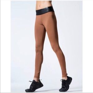 NWOT Olympia Activewear Kore Full Leggings